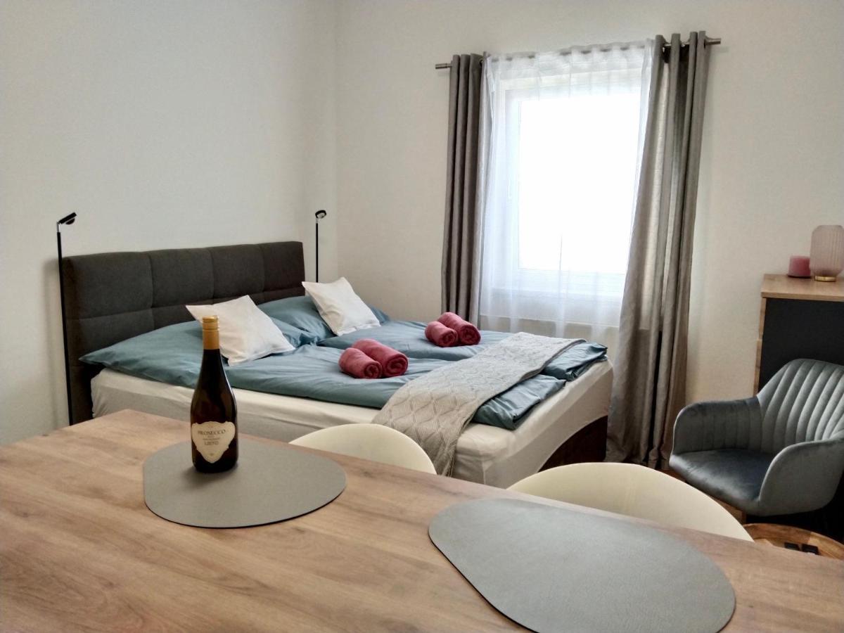 Air-Conditioned, Quiet Apartment - Center Of Sankt Poelten - Smart Tv Buitenkant foto