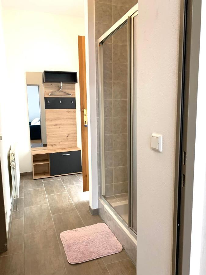 Air-Conditioned, Quiet Apartment - Center Of Sankt Poelten - Smart Tv Buitenkant foto